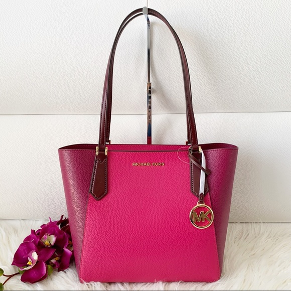 Michael Kors Handbags - 🦋FINAL SALE🦋NWT Michael Kors Tote